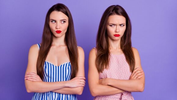 Photo,Of,Unhappy,Sad,Two,Best,Friends,Dressed,Summer,Clothes