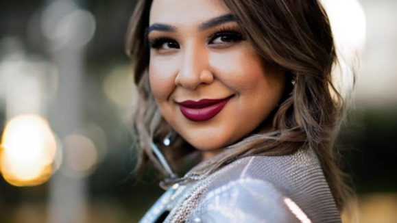 Dr. Nadia Afkhami 2
