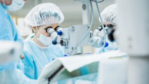 Optometrists Performing Surgery In New Hampshire_THUMBNAIL